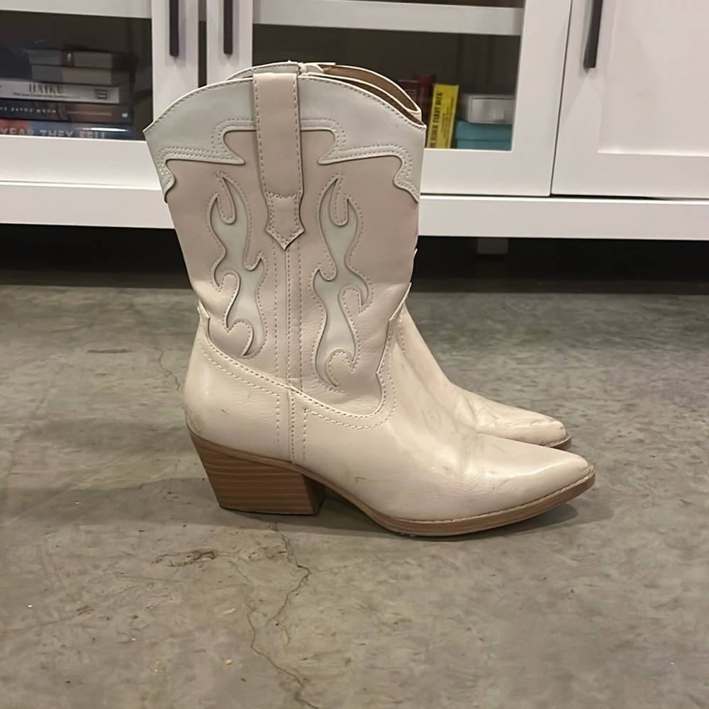 White cowboy boots